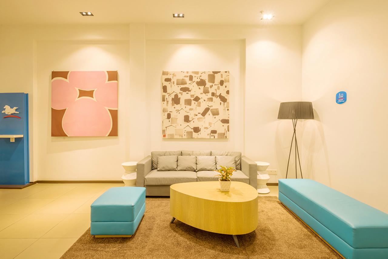 Hanting Hotel Nanjing Wutang Square Buitenkant foto
